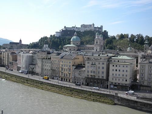 salzburg.jpg (220518 bytes)